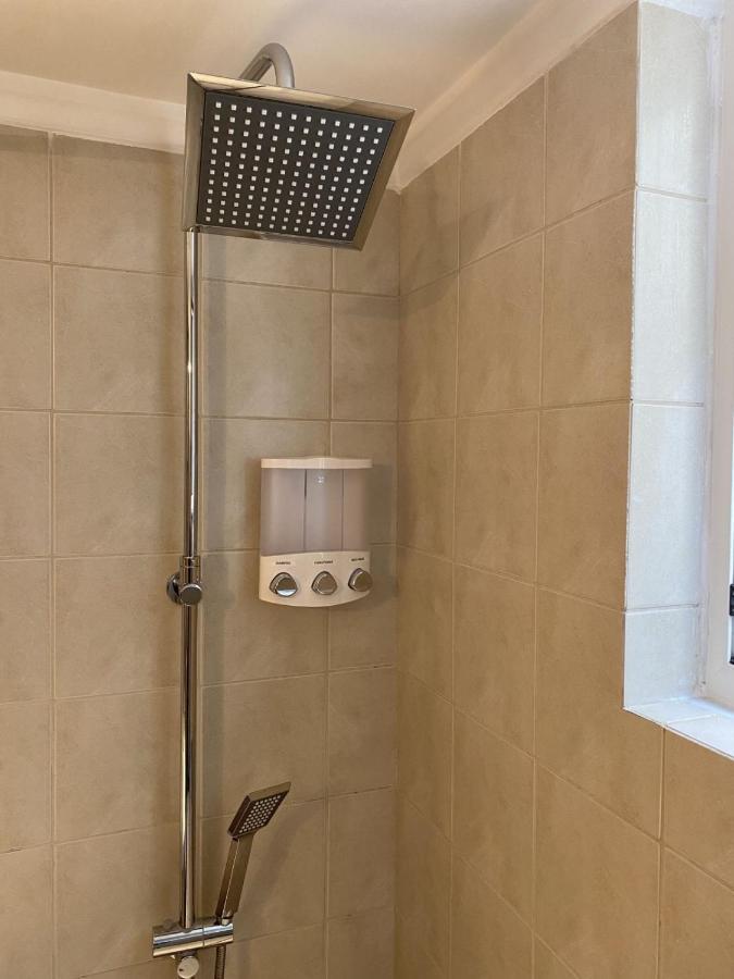 Elegant Glyfada Apartment-Private Garden-Near Metro アテネ エクステリア 写真