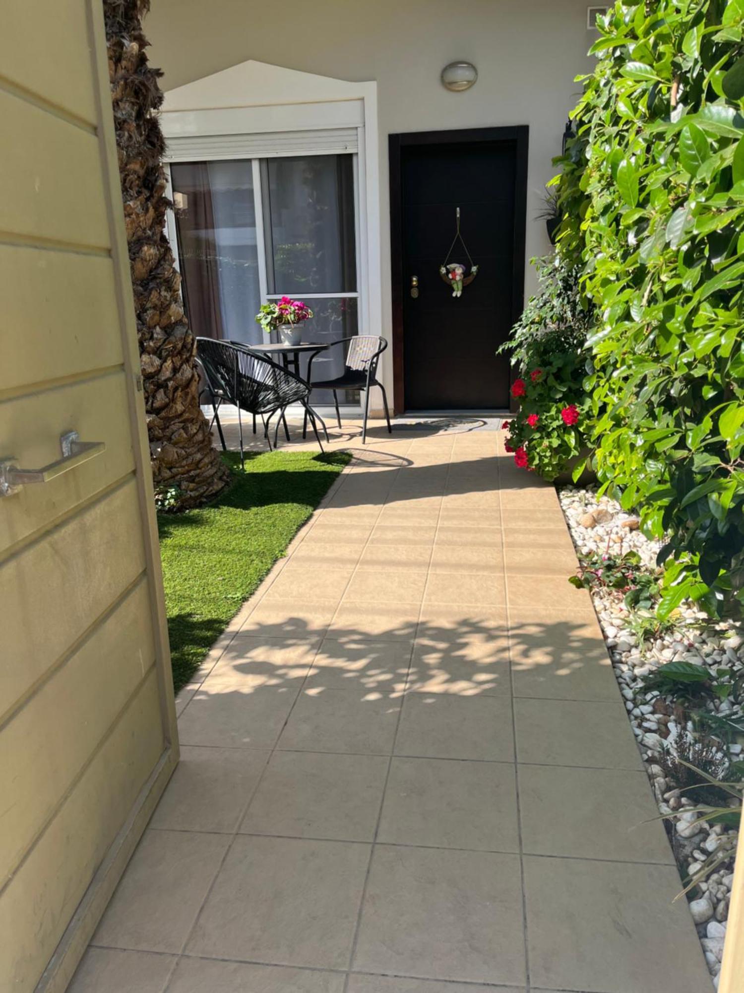 Elegant Glyfada Apartment-Private Garden-Near Metro アテネ エクステリア 写真
